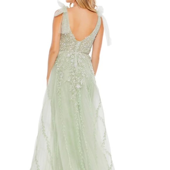 MAC DUGGAL 20313 EMBELLISHED SOFT TIE SLEEVELESS V-NECK SAGE GOWN sz 8 - Picture 2 of 6